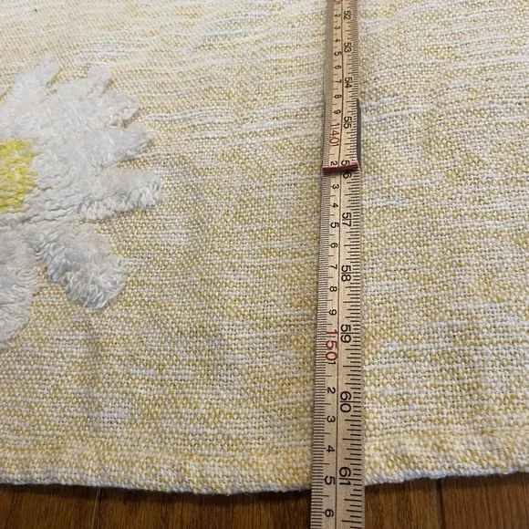 Rachel Zoe Soft Yellow Cotton Throw Blanket White Tufted Daisies Tassels 54x61 - Picture 9 of 9